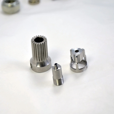 OEM CNC Προσαρμοσμένη Στάμπωση Χρηματοδοτικά εξαρτήματα από ανοξείδωτο χάλυβα και υπηρεσίες επεξεργασίας