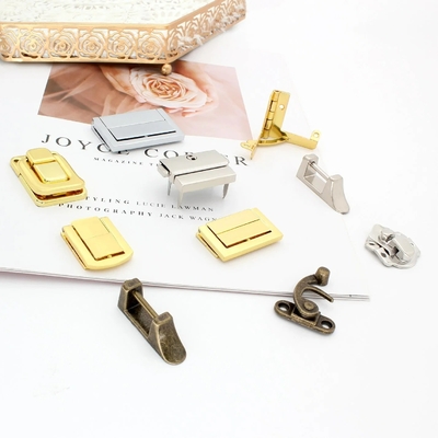 OEM CNC Hardware Μικρό οβάλ Twistlock Hardware με διαδικασία σφράγισης